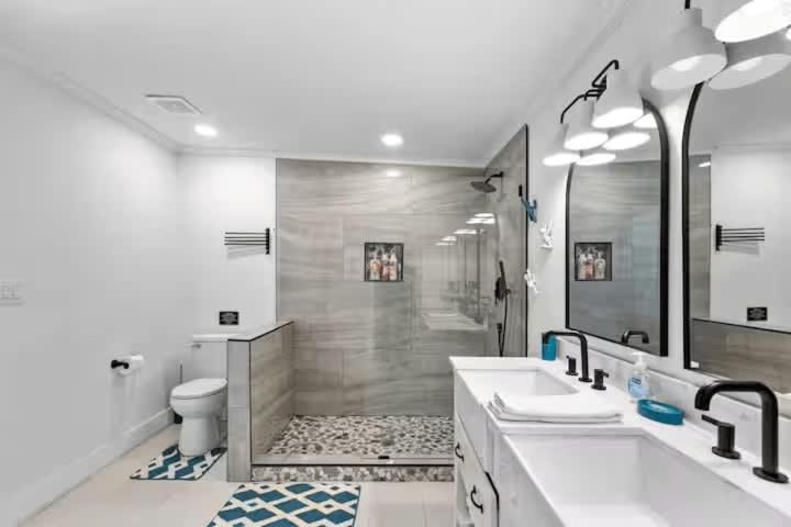 Photo of Bathroom in Mount Pleasant