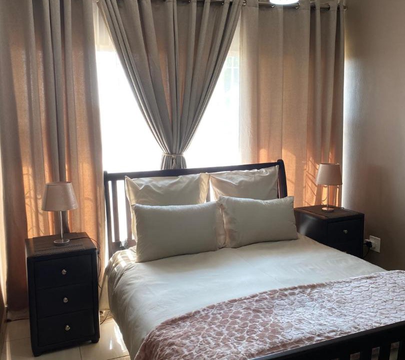 Photo of Bedroom in Robertsham