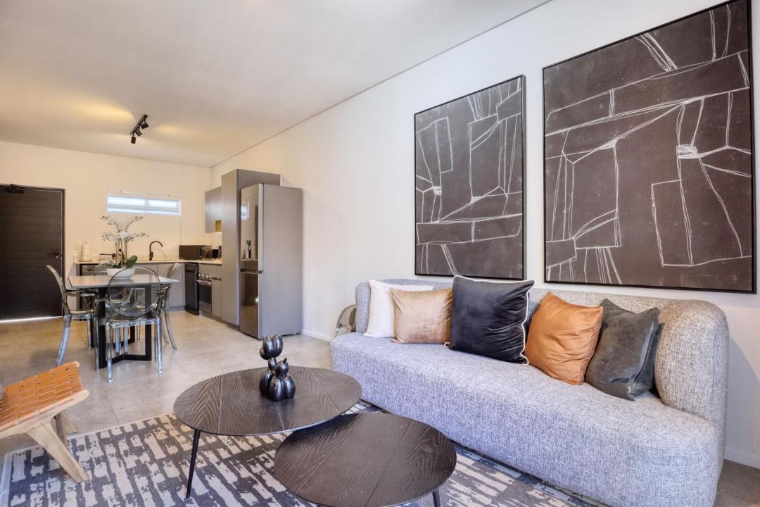 Photo of Livingroom in Greater Johannesburg Metropolitan Area