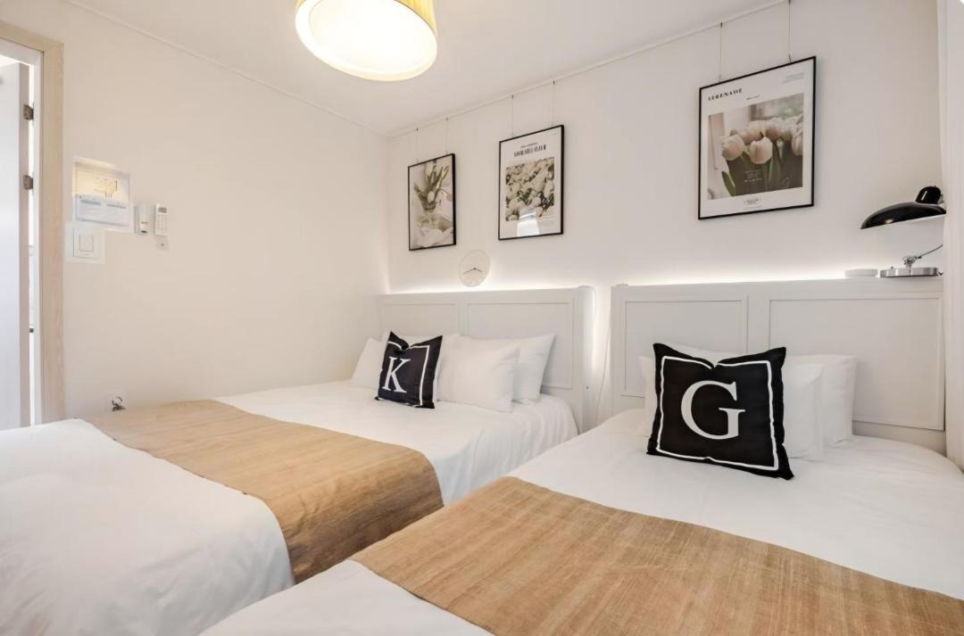 Photo of Bedroom in Hapjeong-dong