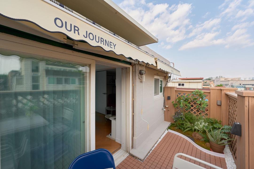 Photo of Patio Balcony in Hyehwa