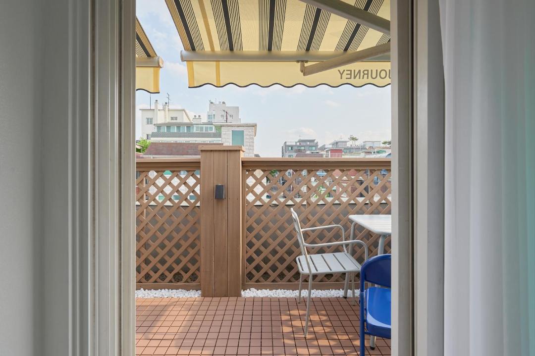 Photo of Patio Balcony in Hyehwa