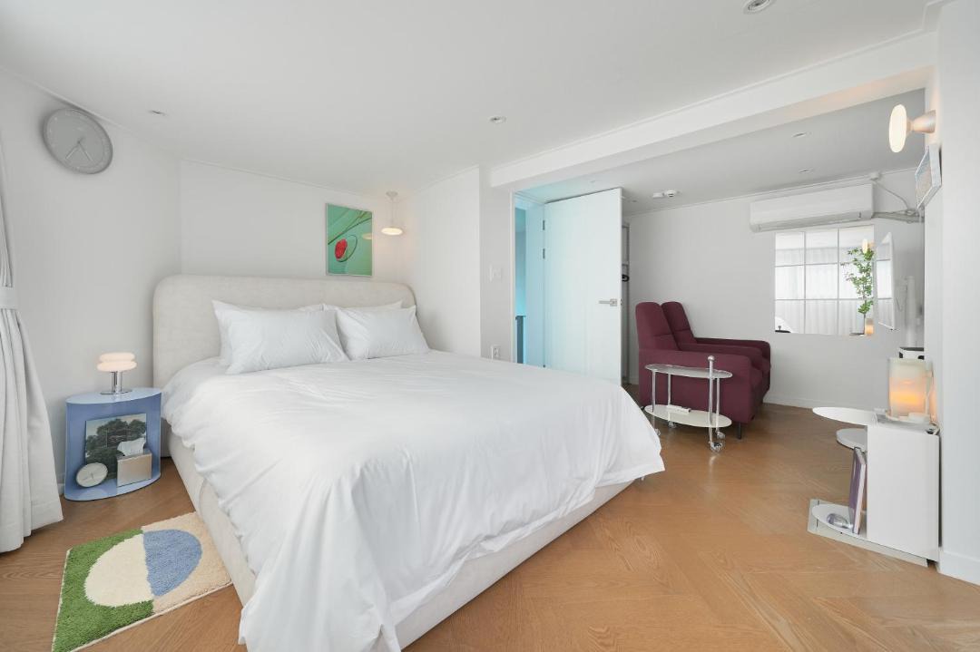 Photo of Bedroom in Hyehwa