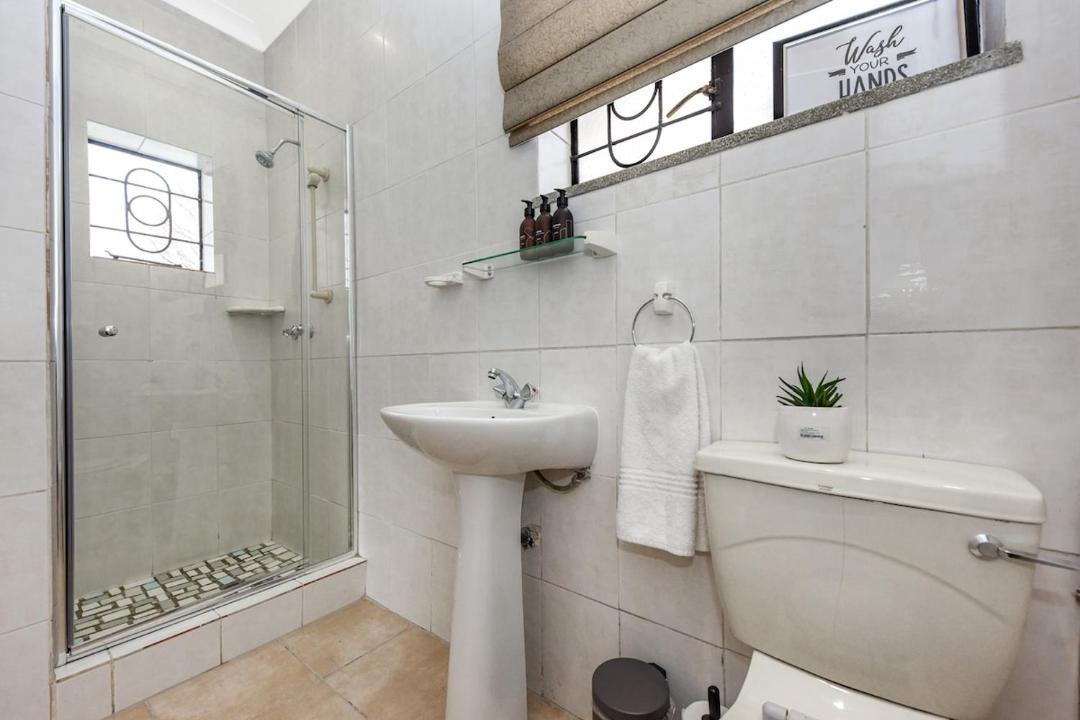 Photo of Bathroom in Greater Johannesburg Metropolitan Area