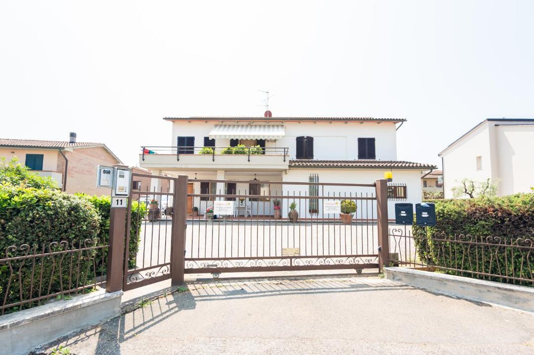 Photo of Others in Campiglia