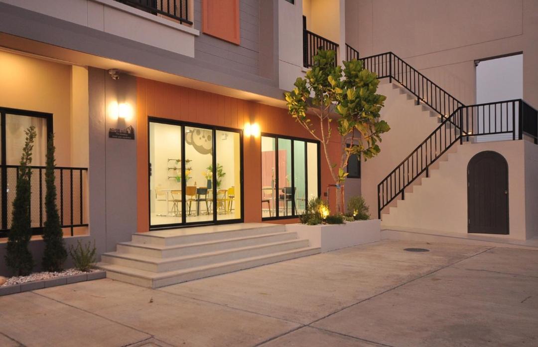 Photo of Patio Balcony in Khao Sam Yot