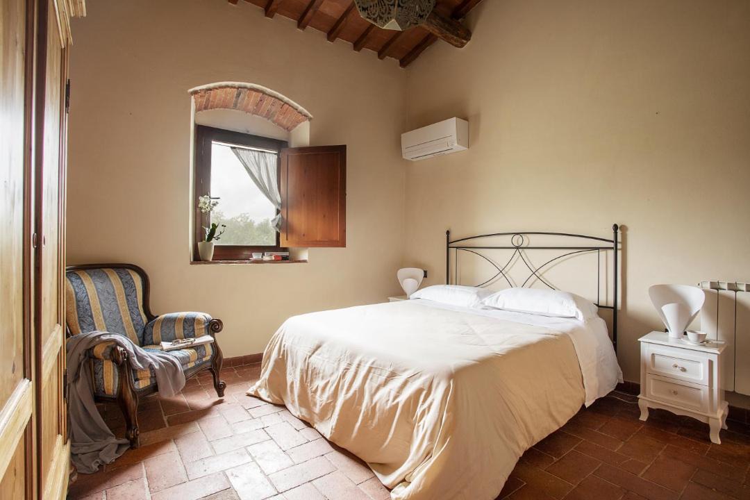 Photo of Bedroom in Cavriglia