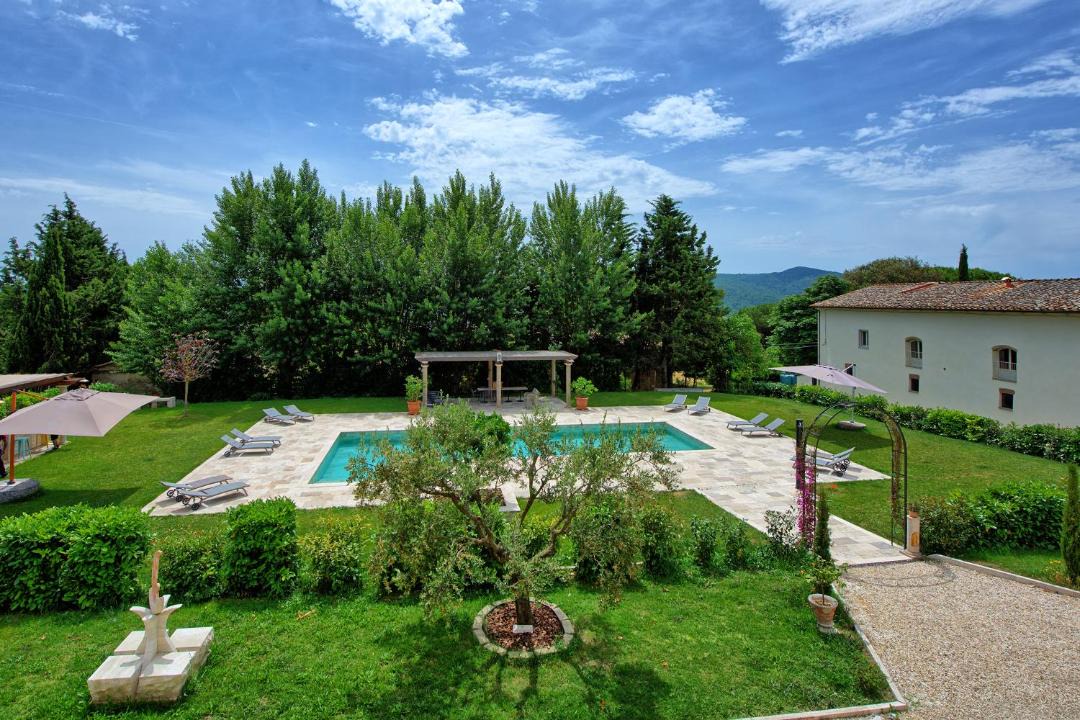 Photo of Others in Volterra