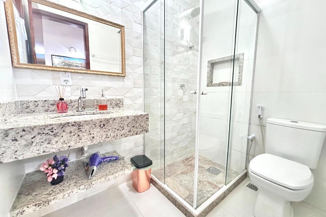 Photo of Bathroom in Foguete