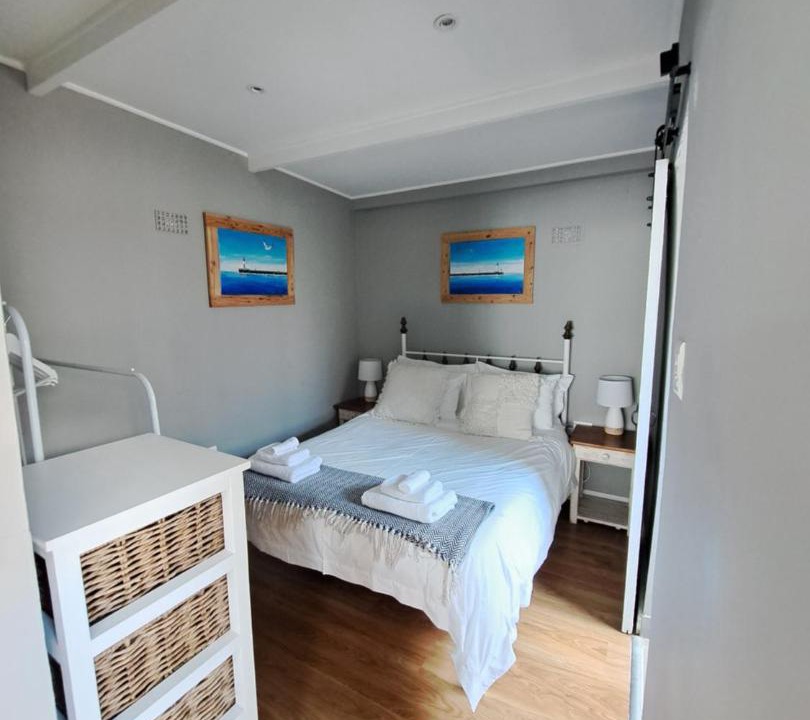 Photo of Bedroom in Muizenberg