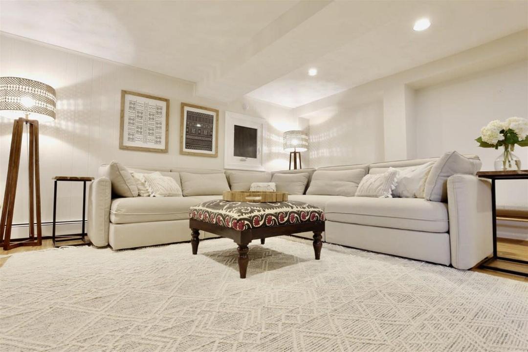 Photo of Livingroom in 16th Street Heights