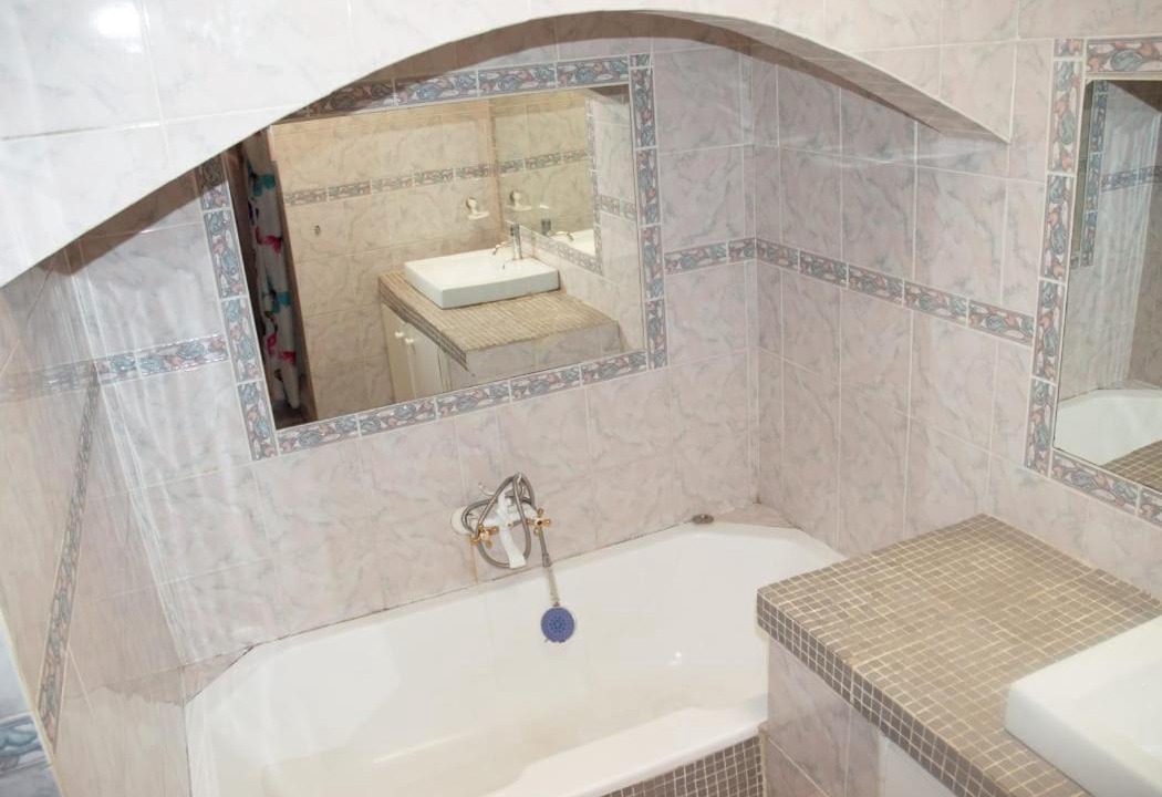 Photo of Bathroom in Linden