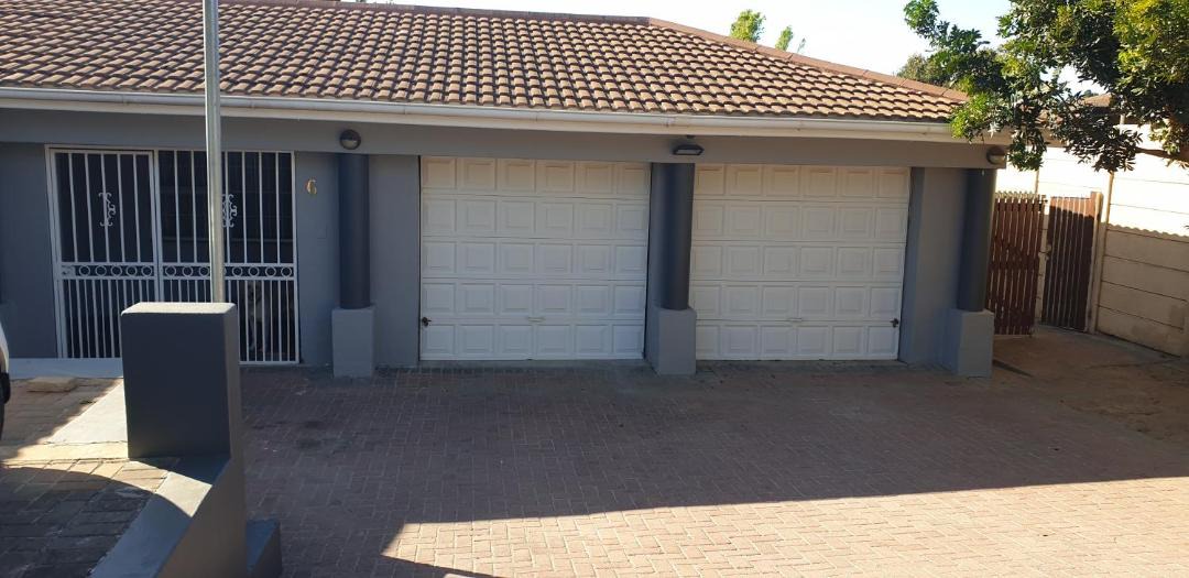 Photo of Others in Kraaifontein
