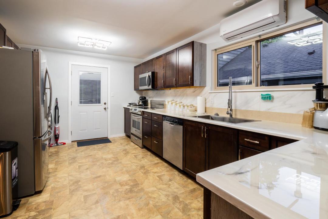 Photo of Kitchen in Canyon Heights