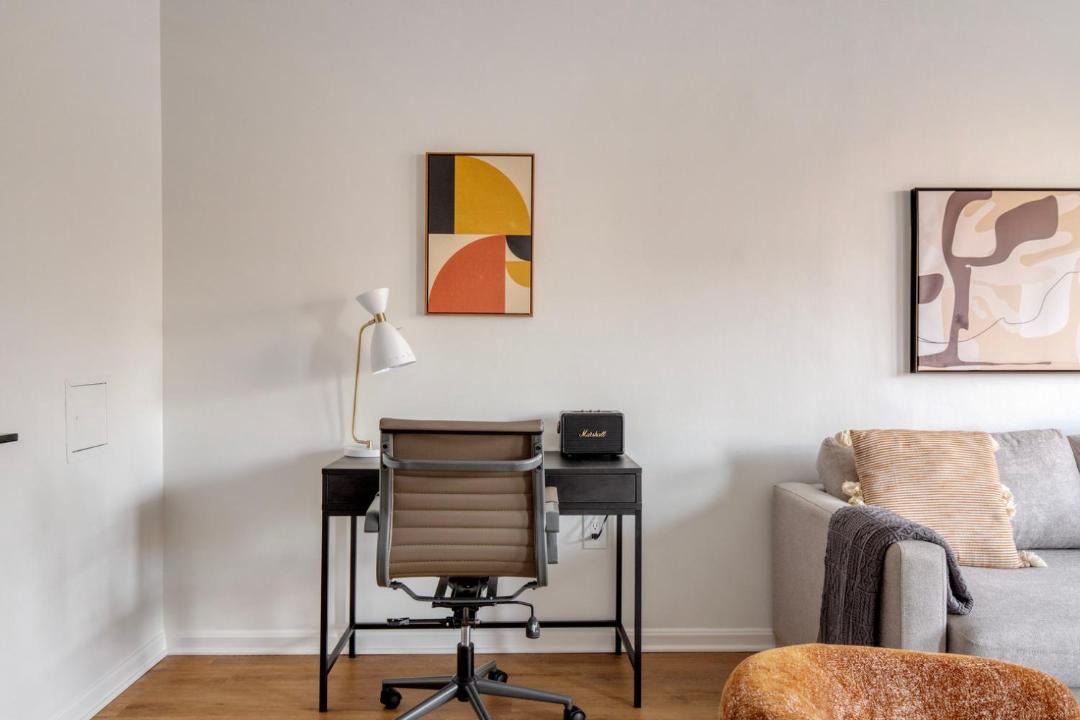 Photo of Livingroom in Cardozo