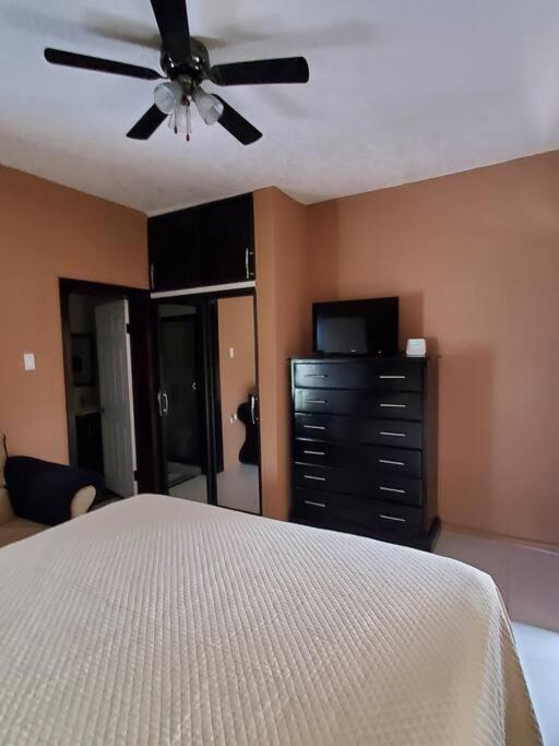 Photo of Bedroom in Porus
