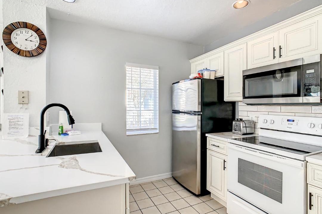 Photo of Kitchen in Venetian Bay Villages