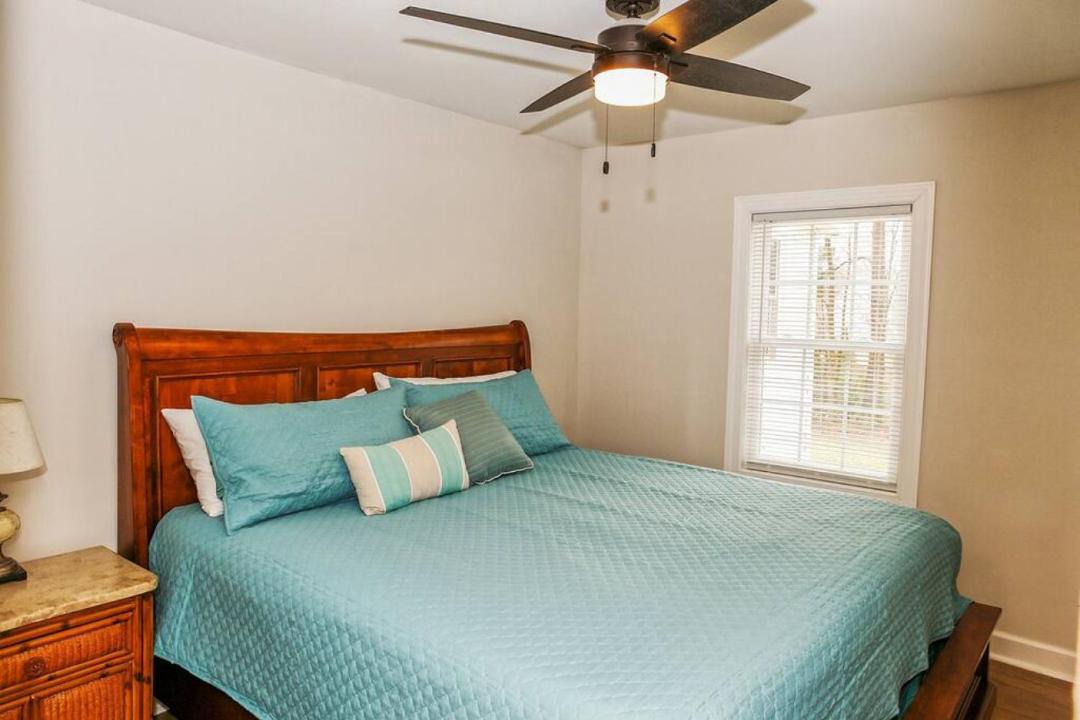 Photo of Bedroom in Huntersville
