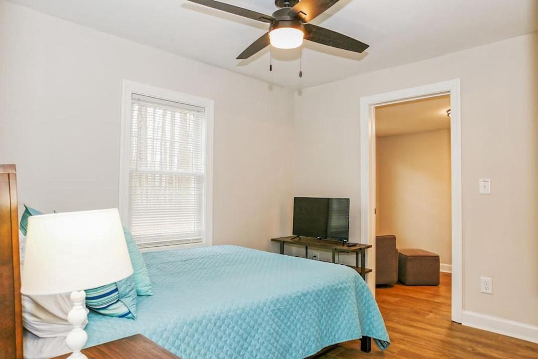 Photo of Bedroom in Huntersville