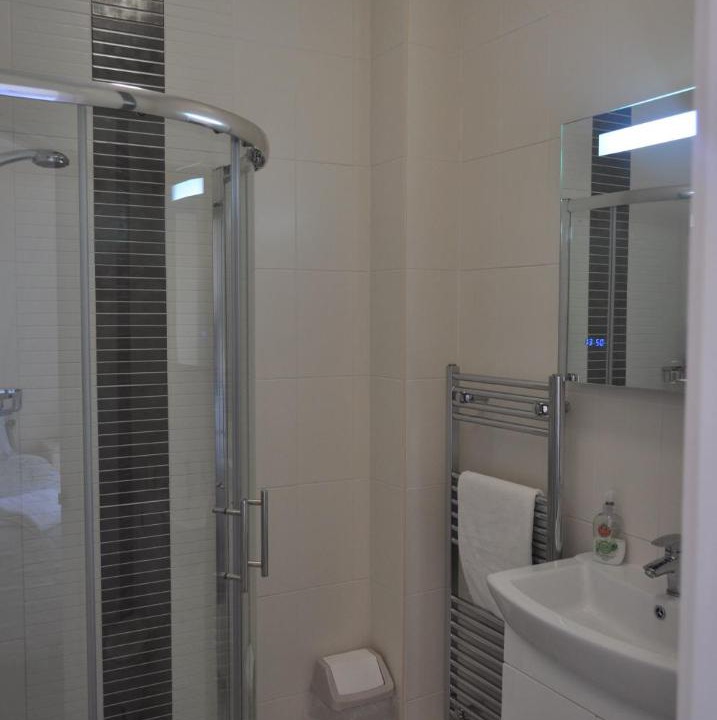 Photo of Bathroom in Stratford-upon-Avon