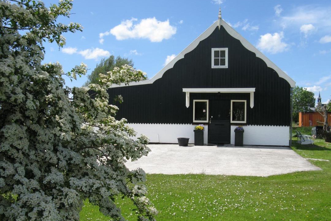Photo of Buildings in Warder