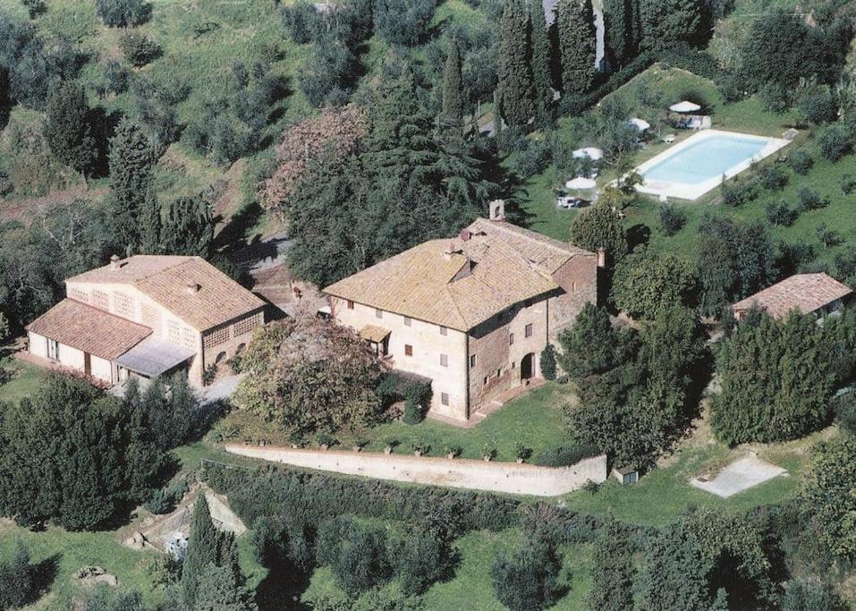 Photo of Others in Palaia