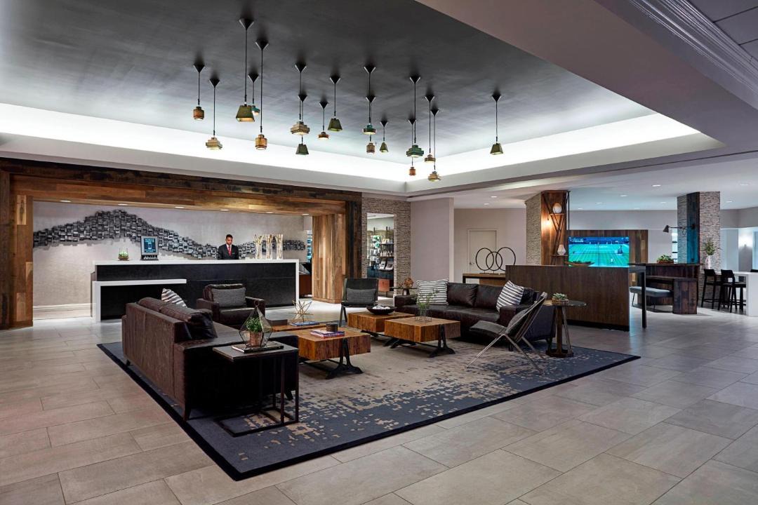 Photo of Livingroom in Bethesda