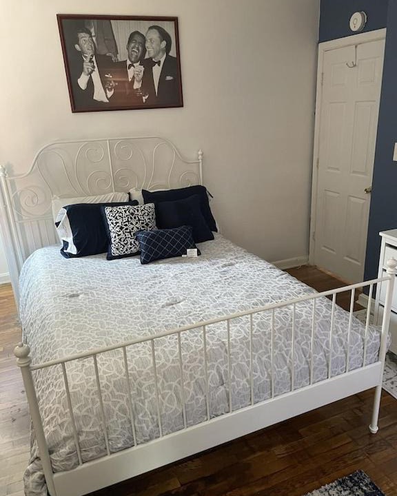 Photo of Bedroom in Fairlawn