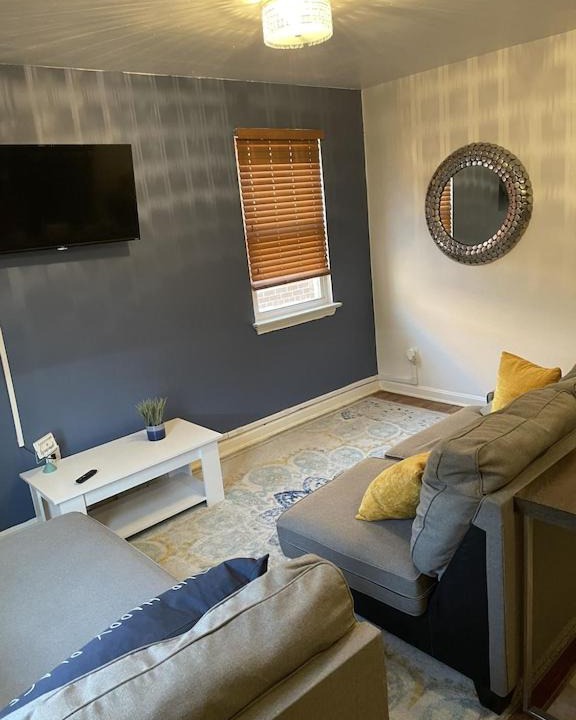 Photo of Livingroom in Fairlawn