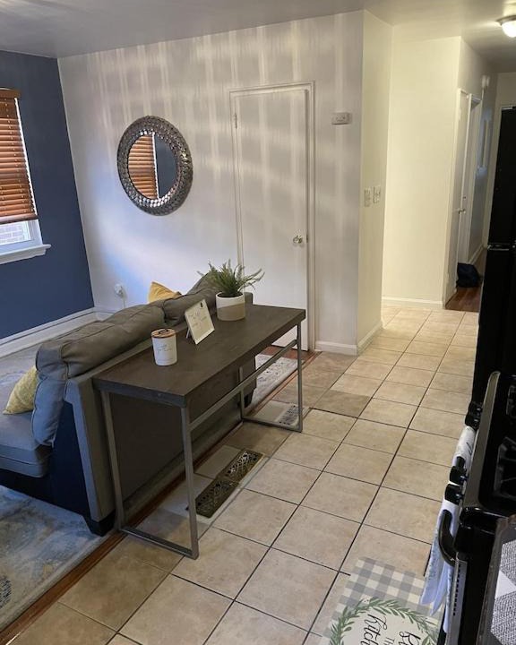 Photo of Livingroom in Fairlawn