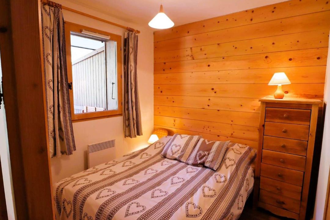 Photo of Bedroom in Areches