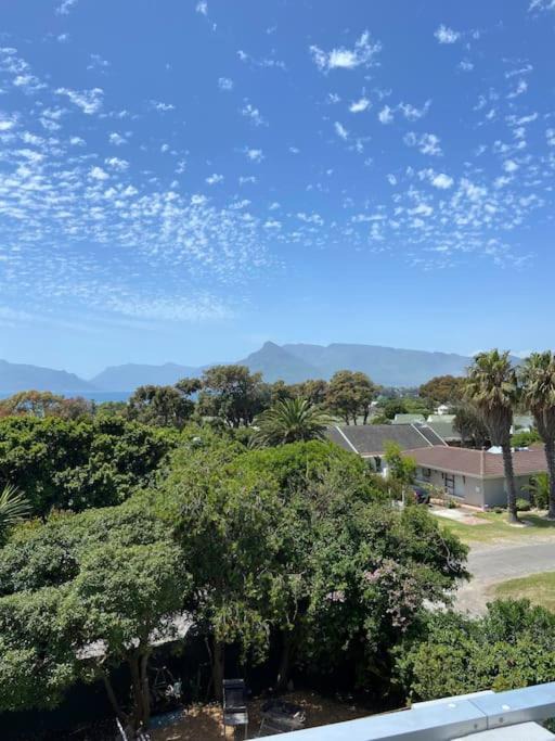 Photo of Others in Kommetjie