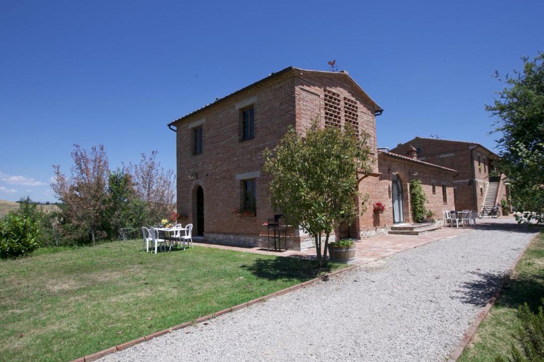 Photo of Others in Torre A Castello