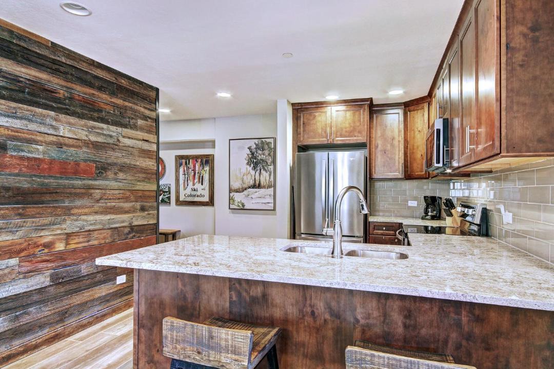 Photo of Kitchen in Peak 9