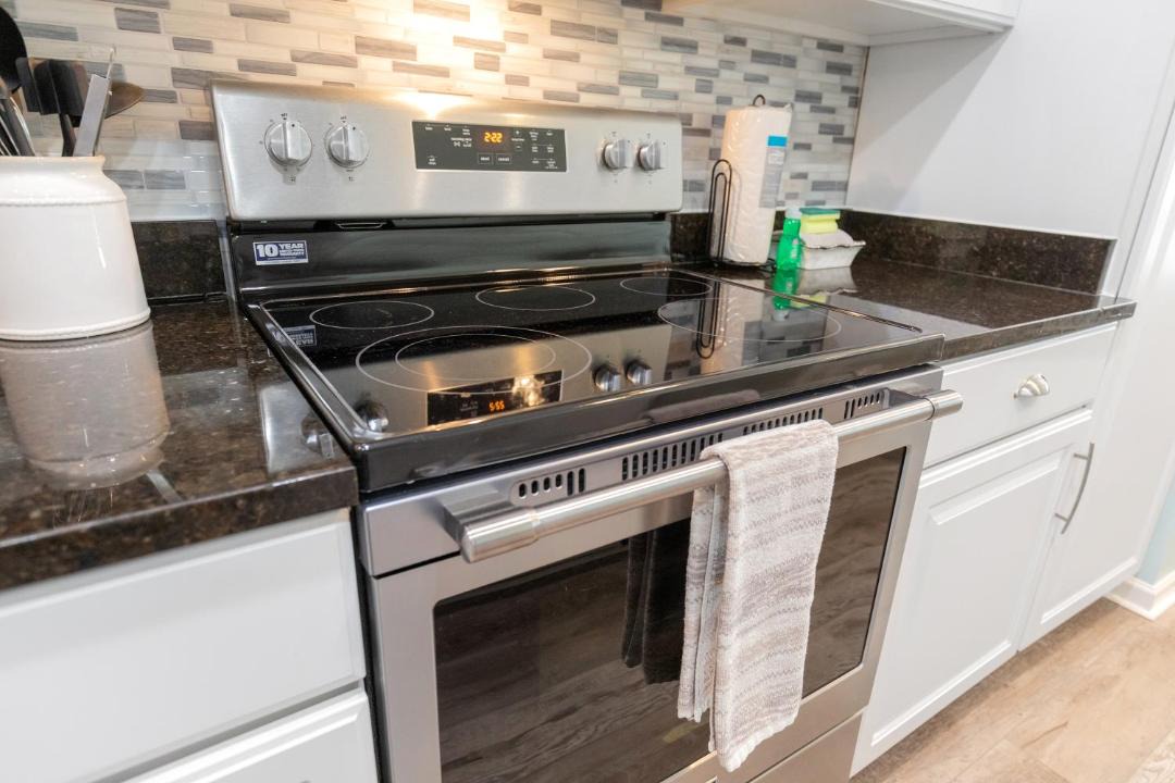 Photo of Kitchen in Waters Edge