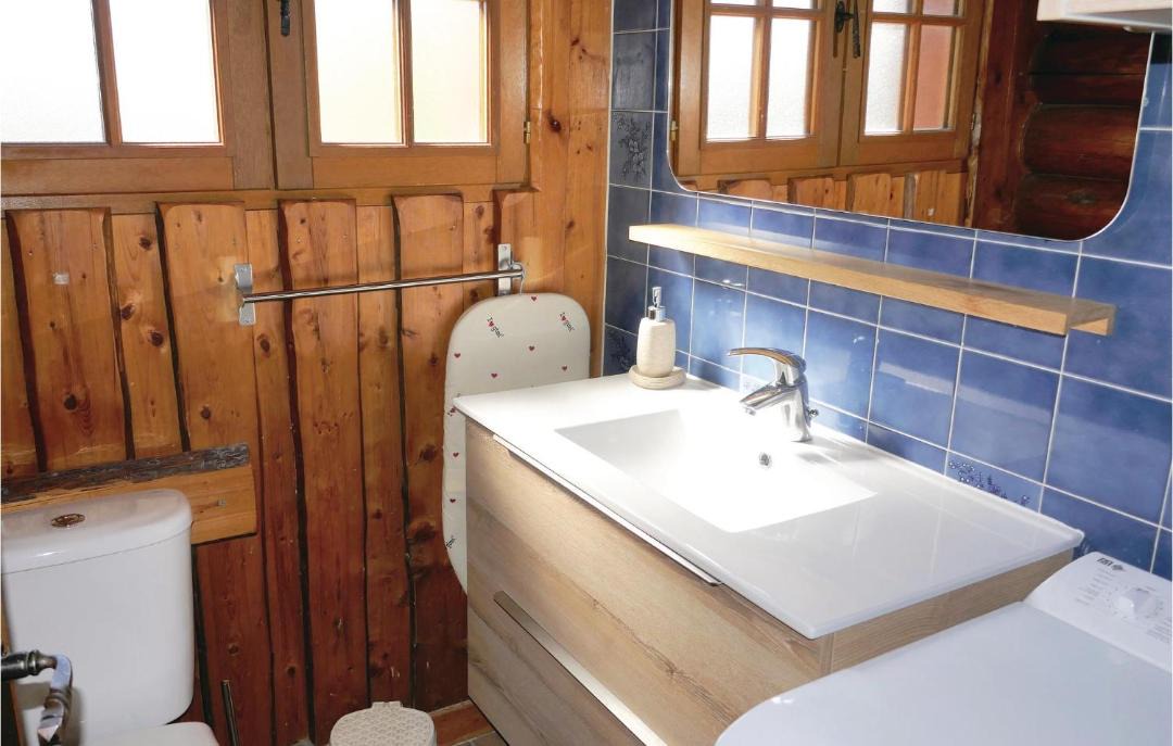 Photo of Bathroom in Cons-Sainte-Colombe