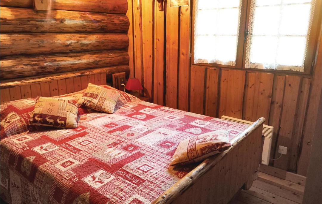 Photo of Bedroom in Cons-Sainte-Colombe