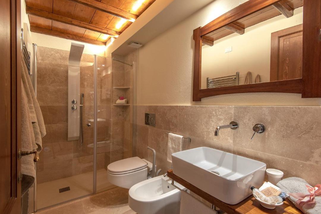 Photo of Bathroom in Bucine