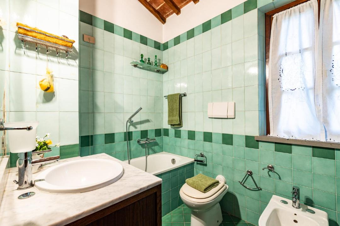 Photo of Bathroom in Palaia