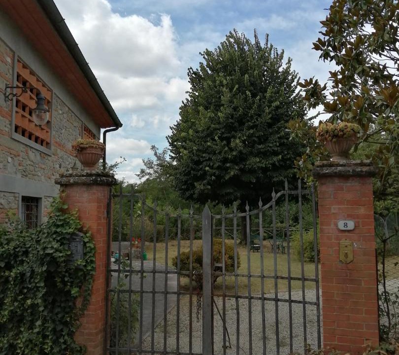 Photo of Buildings in Molezzano