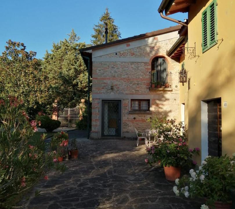 Photo of Buildings in Molezzano