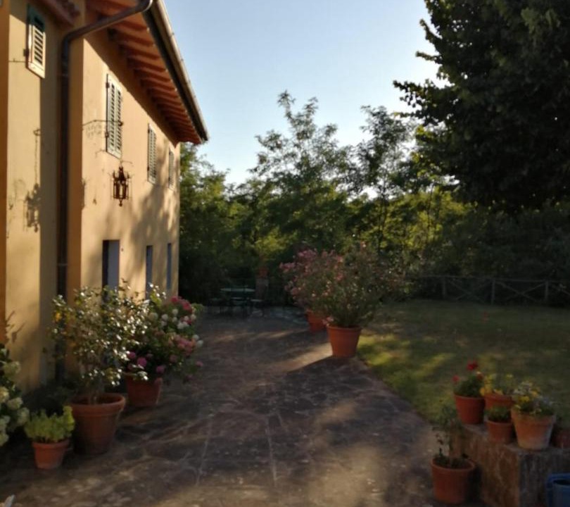 Photo of Buildings in Molezzano