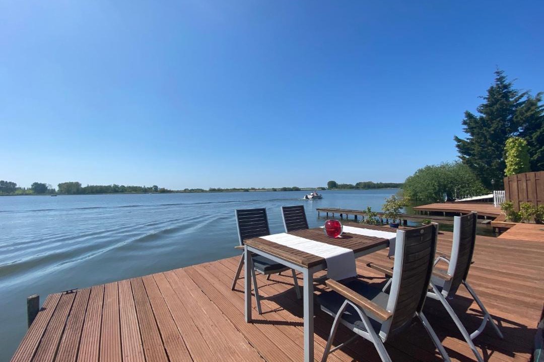 Photo of Others in Onderdijk