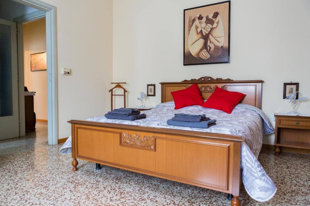 Photo of Bedroom in Parma