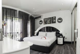 Photo of Bedroom in Houghton Estate