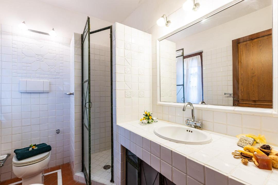 Photo of Bathroom in Palaia