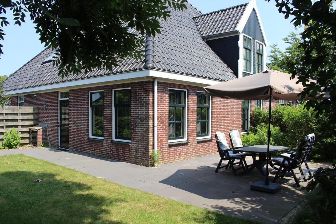 Photo of Buildings in Egmond-Binnen