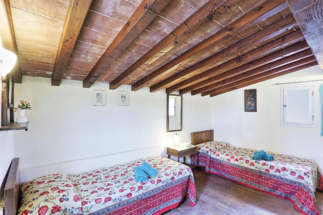 Photo of Others in Palaia