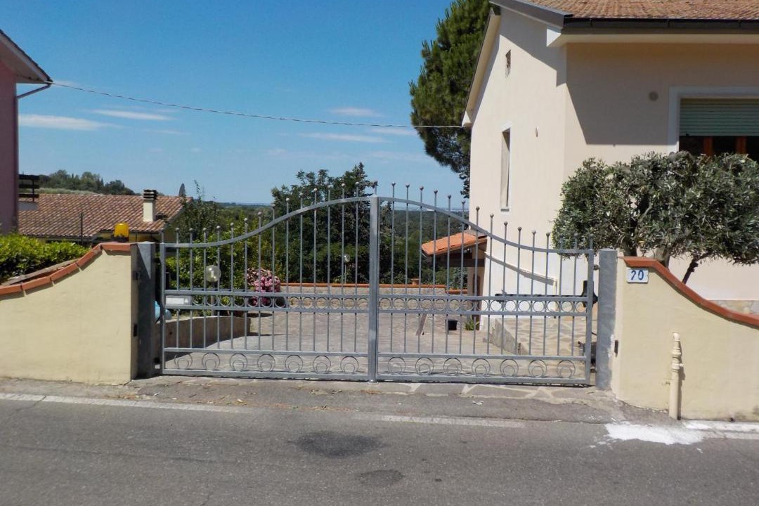 Photo of Buildings in Marti
