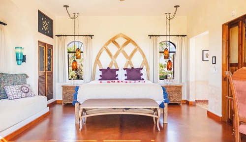 Bungalow, 1 King Bed, Beach View (King)